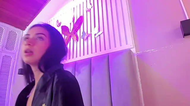 diosa cristal online show from July 18, 4:38 am