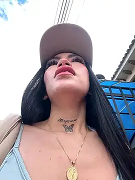 Effy Bonny online show from January 8, 4:55 pm