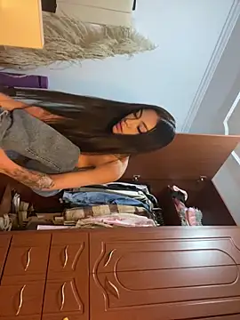 Effy Bonny online show from September 21, 1:37 am