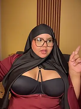  Shara Handal  online show from April 27, 11:46 pm
