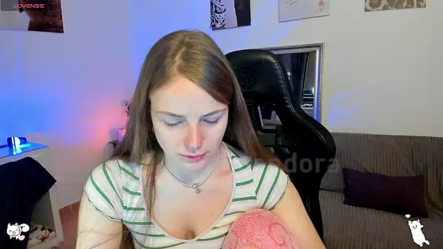 Piinkpandora online show from March 8, 1:04 pm