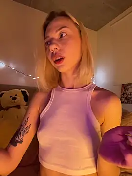  urbestie  online show from May 21, 11:57 pm