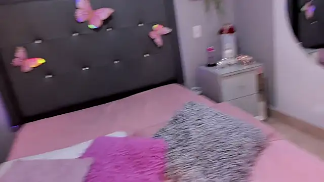 emma lye online show from July 7, 1:36 pm