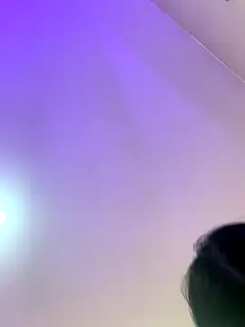 Larabrooks online show from November 24, 6:54 pm