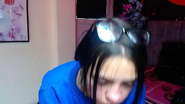 Violettasquirt online show from November 5, 1:38 pm