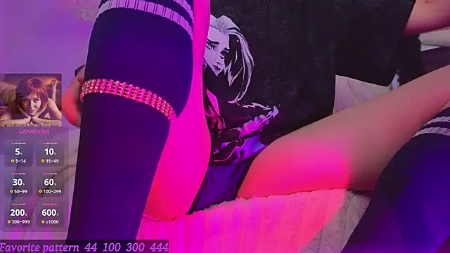 Toxic Ellies online show from June 13, 1:30 pm