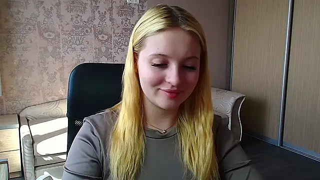 Milka kiss  online show from April 29, 12:52 pm