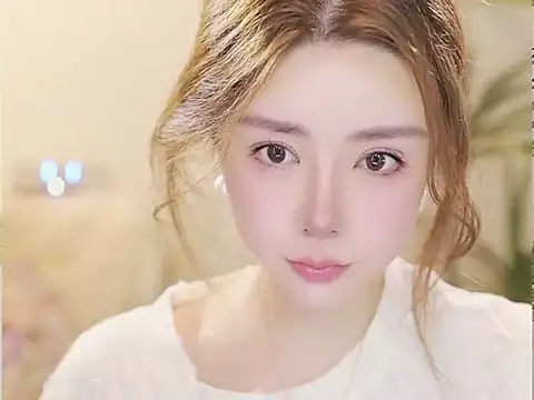 Qiaoqiao  online show from June 21, 5:28 pm