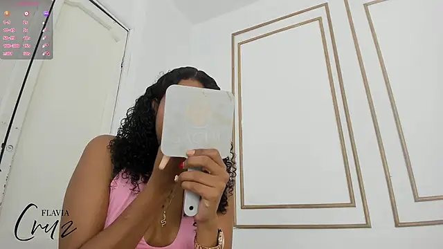 Snapshot of flavia_cruz chatting on October 4, 7:29 pm flavia cruz online show from October 4, 7:29 pm
