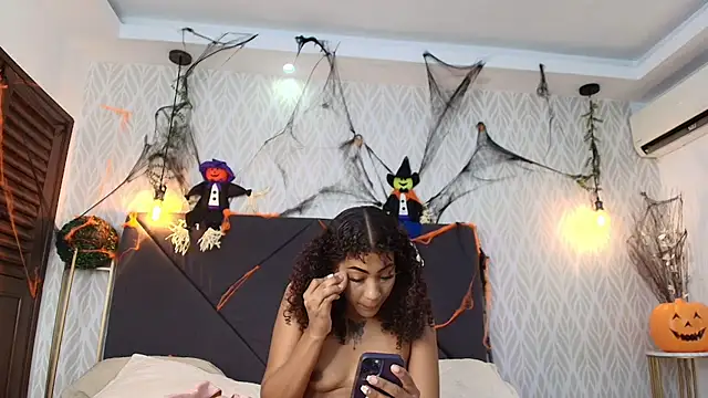 flavia cruz online show from October 20, 8:34 pm