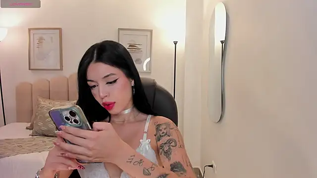 zoee jackson online show from July 14, 6:45 pm