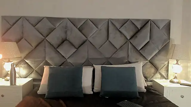 Luisa0110 online show from June 22, 6:16 pm