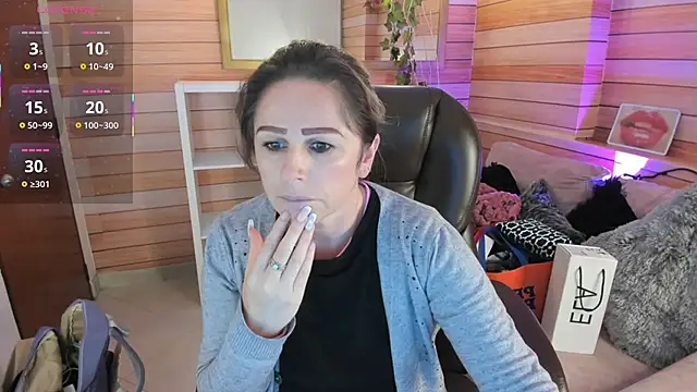 Victoria collins 1 online show from February 25, 11:09 am