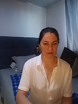 renata hot1 online show from July 22, 9:16 pm