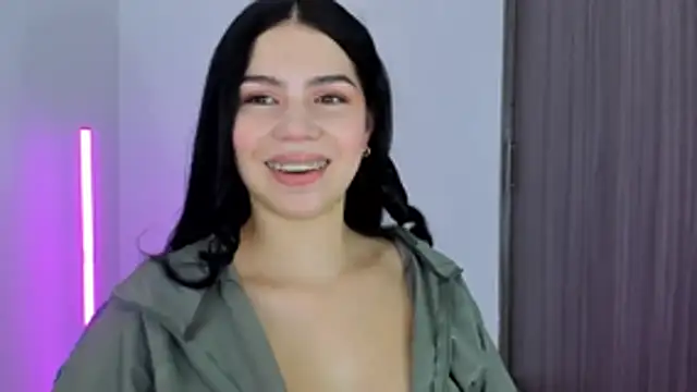 Snapshot of Natasha_su_ chatting on October 26, 1:01 am Natasha su  online show from October 26, 1:01 am
