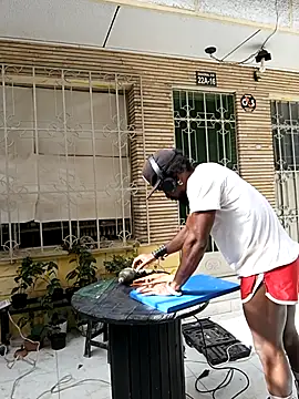 Siriss boyrag online show from December 3, 7:49 pm