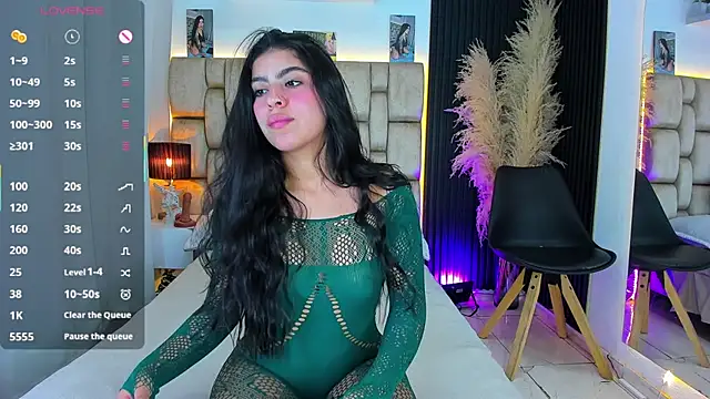 little sophie18 online show from July 8, 5:48 pm