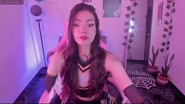 Snapshot of cami_mila9 chatting on September 19, 9:47 pm cami mila9 online show from September 19, 9:47 pm