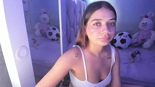 KittyKlum online show from November 6, 7:53 pm