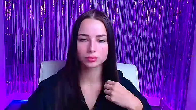 Eva Janee online show from September 18, 5:50 am