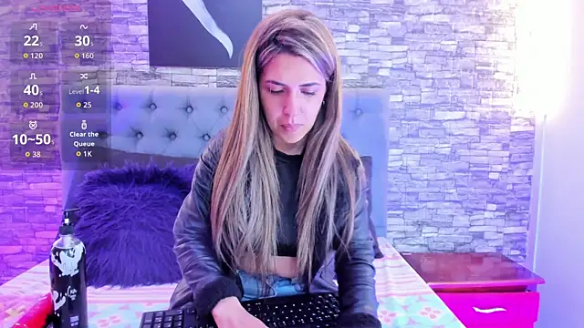 EvaaLovia1 online show from July 22, 1:23 pm