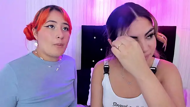 Snapshot of alice_dakota chatting on October 29, 12:20 pm alice dakota online show from October 29, 12:20 pm