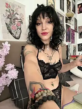 MoonAgnes online show from September 10, 9:31 am