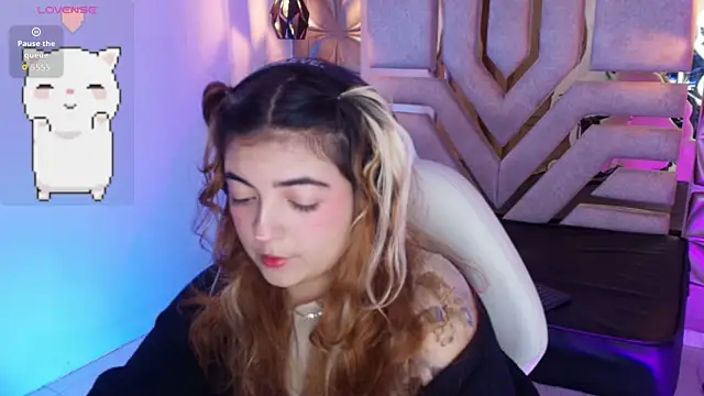 meraki fraise online show from September 27, 8:16 pm