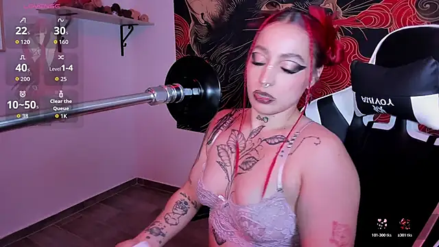 annika taylor online show from June 16, 11:06 pm