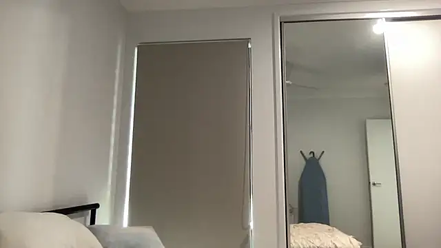 bootydollbaby online show from August 7, 2:40 am