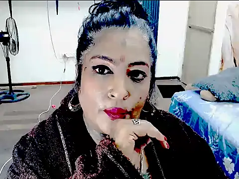 Indiancatz2 online show from July 30, 9:04 pm