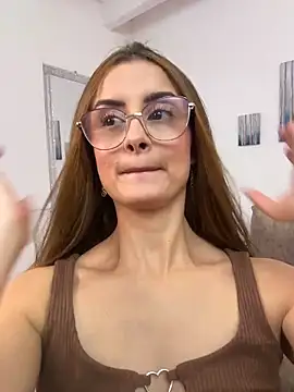 MiaaLoren online show from January 18, 5:31 pm