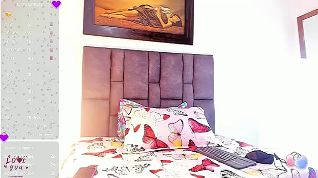 Vahiolet smith online show from January 15, 3:45 am