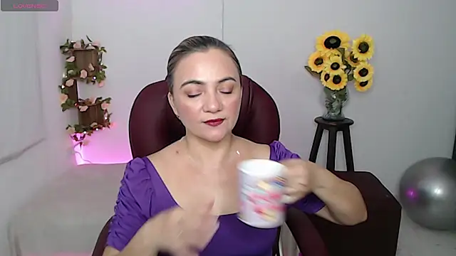 Ghada milf online show from March 6, 12:06 am