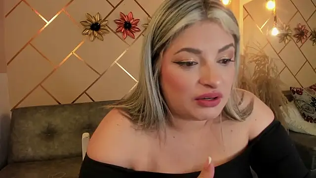 marianeporter   online show from January 6, 3:10 am