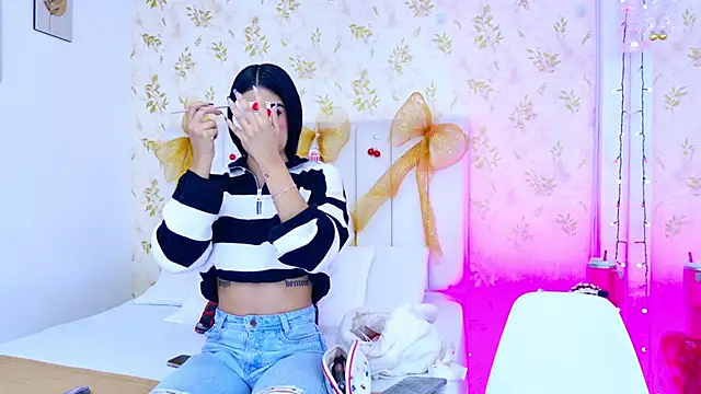 Mia-Monroe online show from November 29, 7:40 pm