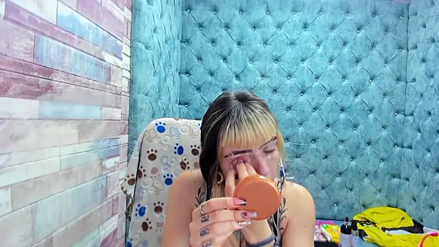 Samantha Smiith online show from January 7, 4:38 am