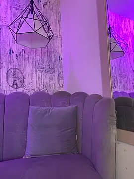 AbyThompson online show from June 14, 1:11 pm