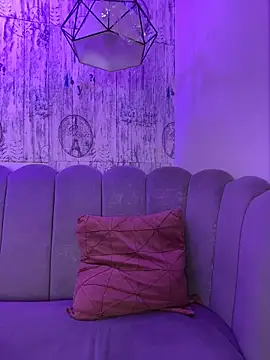 AbyThompson online show from December 15, 3:28 pm