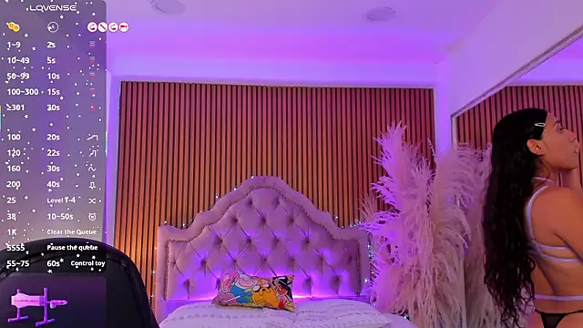 CamilaHarperr  online show from July 29, 8:53 pm