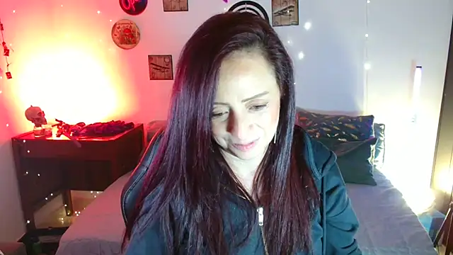 catalinamommyx online show from May 19, 1:56 am