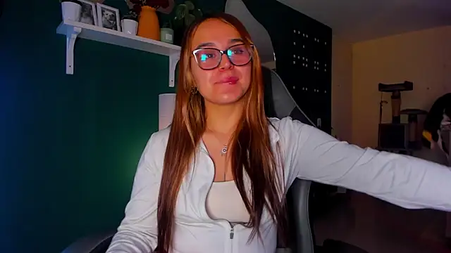 evy orange1 online show from July 2, 3:06 am