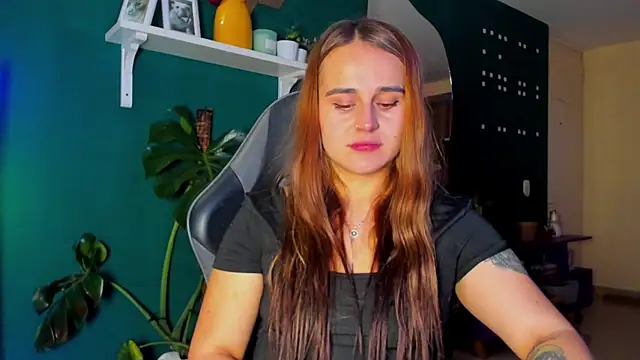 evy orange1 online show from June 16, 1:28 am