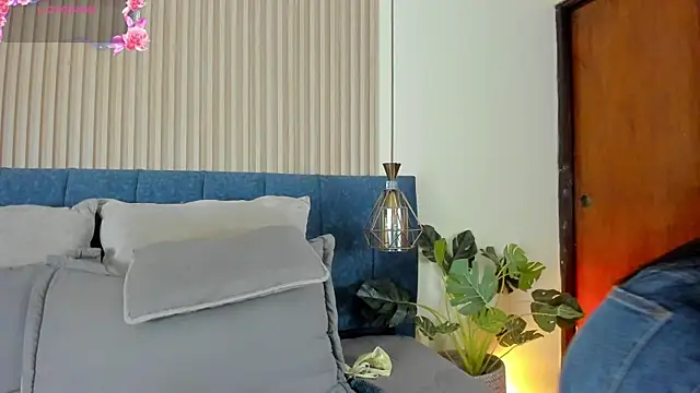 kathecute   online show from June 21, 2:04 am