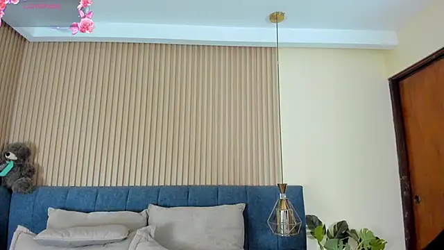 kathecute   online show from June 19, 1:43 am