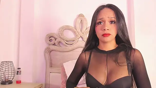 SamanthaFerrer   online show from July 5, 7:52 pm