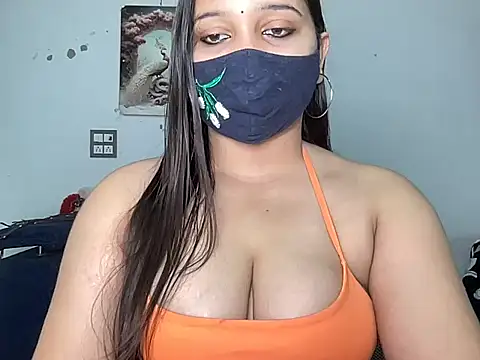 Snapshot of Varnika_aarora chatting on October 17, 4:59 am Varnika aarora online show from October 17, 4:59 am