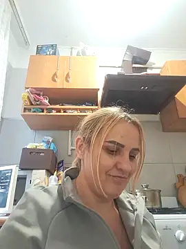 Malichkaanna30 online show from September 25, 2:49 pm