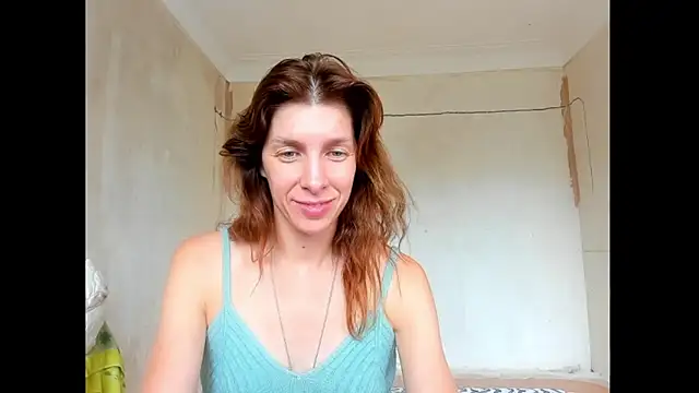 YourSuperModel online show from August 3, 9:15 am