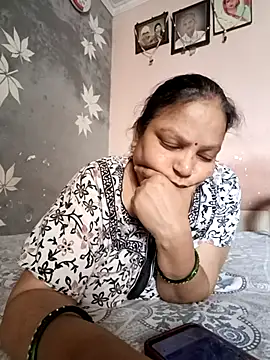 Kavya kapoor online show from June 24, 4:33 am